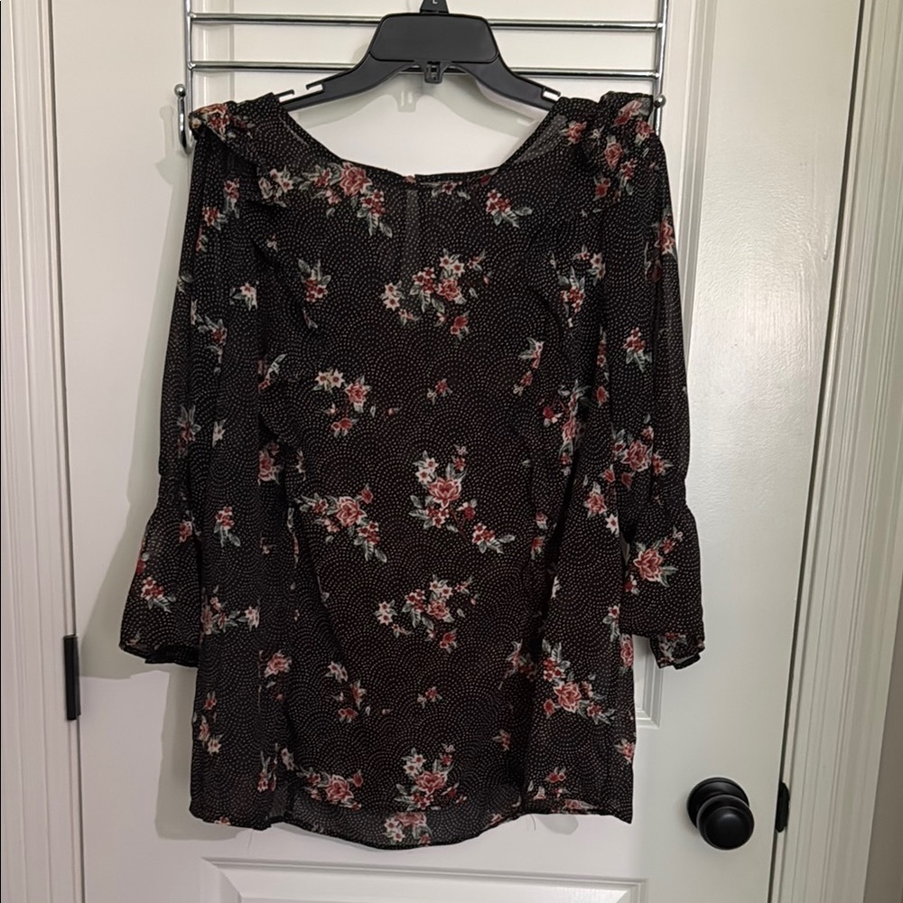 Torrid beautiful Bell Sleeve Ruffled Tunic